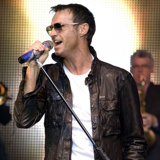 Marti Pellow, Wet Wet Wet in Wet Wet Wet Perform Live on Stage to Celebrate The 25th Anniversary of Their First Appearance