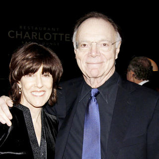 Nora Ephron, Nicholas Pileggi in The 62nd Annual Writers Guild Awards