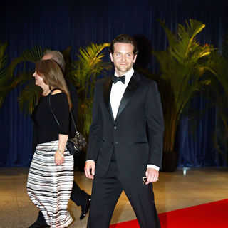 Bradley Cooper in 2010 White House Correspondents Association Dinner - Arrivals