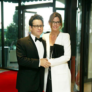 J.J. Abrams, Katie McGrath in 2010 White House Correspondents Association Dinner - Arrivals