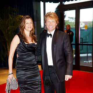 Jon Bon Jovi, Dorothea Hurley in 2010 White House Correspondents Association Dinner - Arrivals