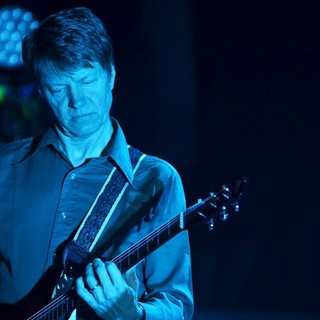 Nels Cline, Wilco in Wilco Performing Live in Concert