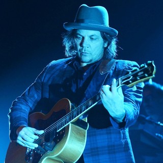 Jeff Tweedy, Wilco in Wilco Performing Live in Concert
