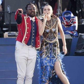 will.i.am, Jessie J in The Diamond Jubilee Concert