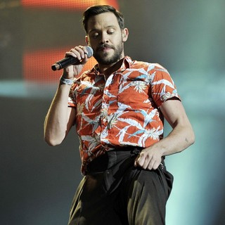 Will Young Performing at BT London Live - will-young-performing-03