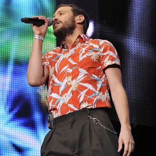 Will Young Performing at BT London Live - will-young-performing-07