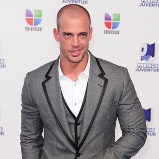 William Levy in Univision's 8th Annual Premios Juventud Awards