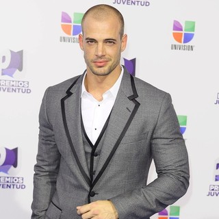 William Levy in Univision's 8th Annual Premios Juventud Awards
