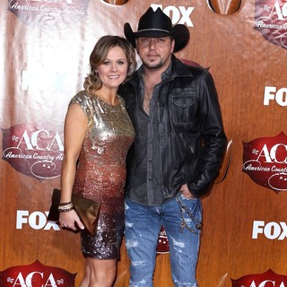 Jessica Williams (II), Jason Aldean in 2011 American Country Awards - Arrivals