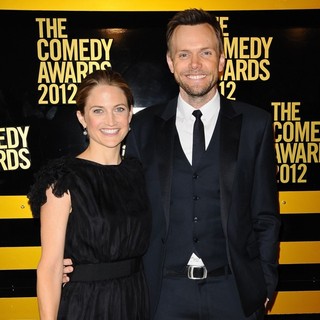 Sarah Williams, Joel McHale in The Comedy Awards 2012 - Arrivals