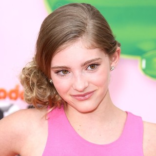 Willow Shields in 2012 Kids' Choice Awards - Arrivals - willow-shields-2012-kids-choice-awards-01