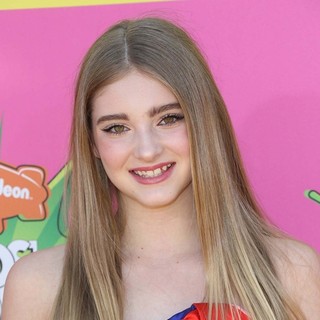 Willow Shields in Nickelodeon's 26th Annual Kids' Choice Awards - Arrivals - willow-shields-26th-annual-kids-choice-awards-01
