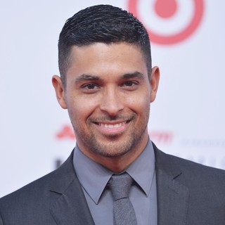 Wilmer Valderrama in 2013 Billboard Latin Music Awards - Arrivals - wilmer-valderrama-2013-billboard-latin-music-awards-01