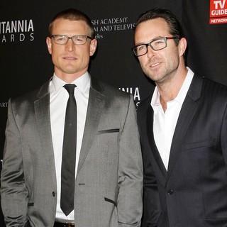 Philip Winchester, Sullivan Stapleton in BAFTA Los Angeles 2011 Britannia Awards