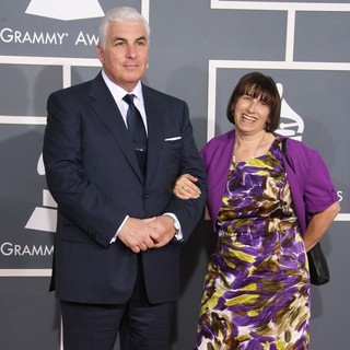 Mitch Winehouse, Janis Winehouse in 54th Annual GRAMMY Awards - Arrivals