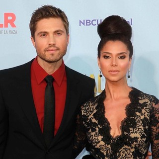 Eric Winter in 2012 NCLR ALMA Awards - Arrivals - winter-sanchez-2012-nclr-alma-awards-01