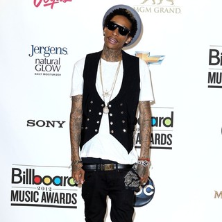 Wiz Khalifa in 2012 Billboard Music Award - Press Room