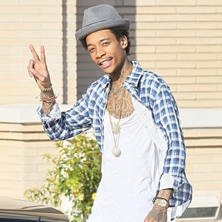 Wiz Khalifa in Wiz Khalifa Shopping at Barney's New York on Valentine's Day
