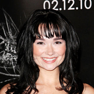 Kristen Ruhlin in Premiere of 'The Wolfman' - Red Carpet