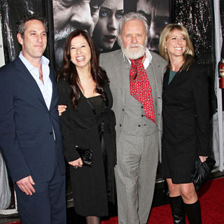 Premiere of 'The Wolfman' - Red Carpet