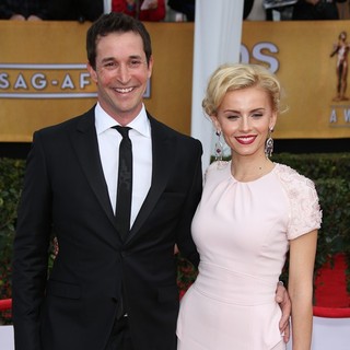 Noah Wyle, Sara Wells in 19th Annual Screen Actors Guild Awards - Arrivals