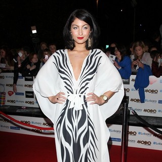 Yasmin in The MOBO Awards 2011 - Arrivals