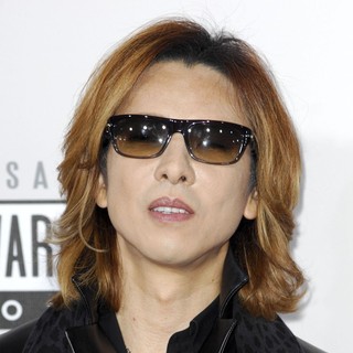 Yoshiki Hayashi in The 40th Anniversary American Music Awards - Arrivals