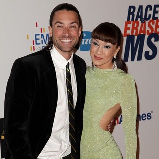 Ace Young in 19th Annual Race to Erase MS - young-degarmo-19th-annual-race-to-erase-ms-02
