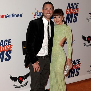 Ace Young in 19th Annual Race to Erase MS - young-degarmo-19th-annual-race-to-erase-ms-03