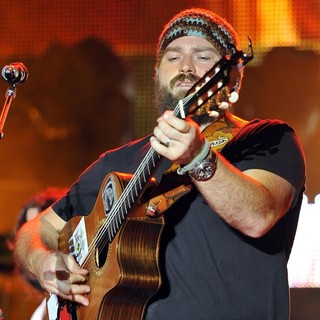 Zac Brown Band Perform Live in Concert - zac-brown-band-perform-live-in-concert-10