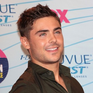 The 2012 Teen Choice Awards - Press Room