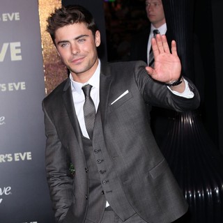Zac Efron in Los Angeles Premiere of New Year's Eve