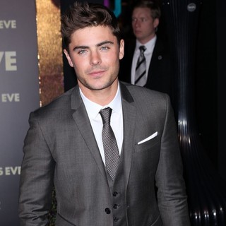 Zac Efron in Los Angeles Premiere of New Year's Eve