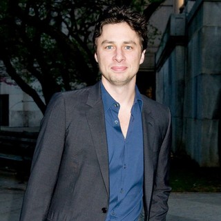 Zach Braff in 2011 Tribeca Film Festival - Vanity Fair Party - Arrivals