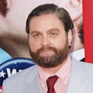 Zach Galifianakis in Los Angeles Premiere of The Campaign - Arrivals - zach-galifianakis-premiere-the-campaign-05