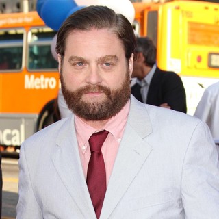 Zach Galifianakis in Los Angeles Premiere of The Campaign - Arrivals - zach-galifianakis-premiere-the-campaign-06