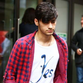Zayn Malik, One Direction in Zayn Malik Leaving The Sony Music Offices