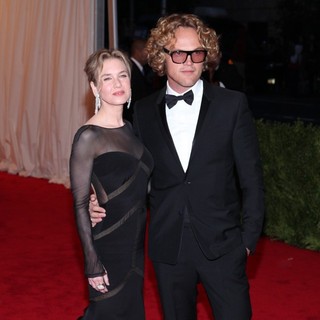 Renee Zellweger, Peter Dundas in Schiaparelli and Prada Impossible Conversations Costume Institute Gala