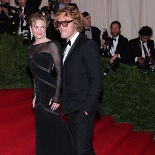 Renee Zellweger, Peter Dundas in Schiaparelli and Prada Impossible Conversations Costume Institute Gala