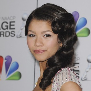 Zendaya Coleman in The 43rd Annual NAACP Awards - Arrivals