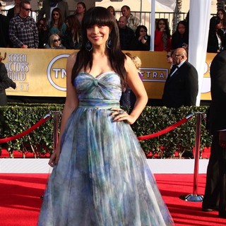 Zuleikha Robinson in 19th Annual Screen Actors Guild Awards - Arrivals