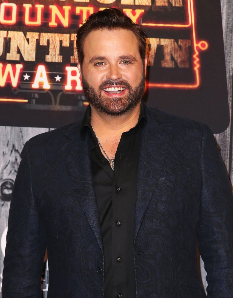 Randy Houser Picture 24 - 2014 American Country Countdown Awards - Red