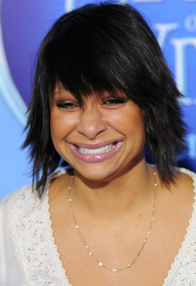 raven-symone-premiere-secret-of-the-wings-01.jpg