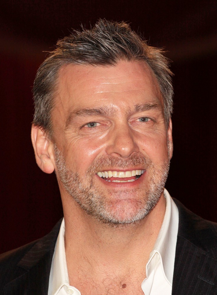 ray stevenson picture 10 three musketeers film premiere arrivals ray stevenson picture 10 three musketeers film premiere arrivals