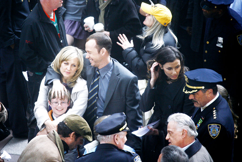 Donnie Wahlberg, Tom Selleck, Bridget Moynahan in On the set of  'Reagan's Law' filming the pilot episode