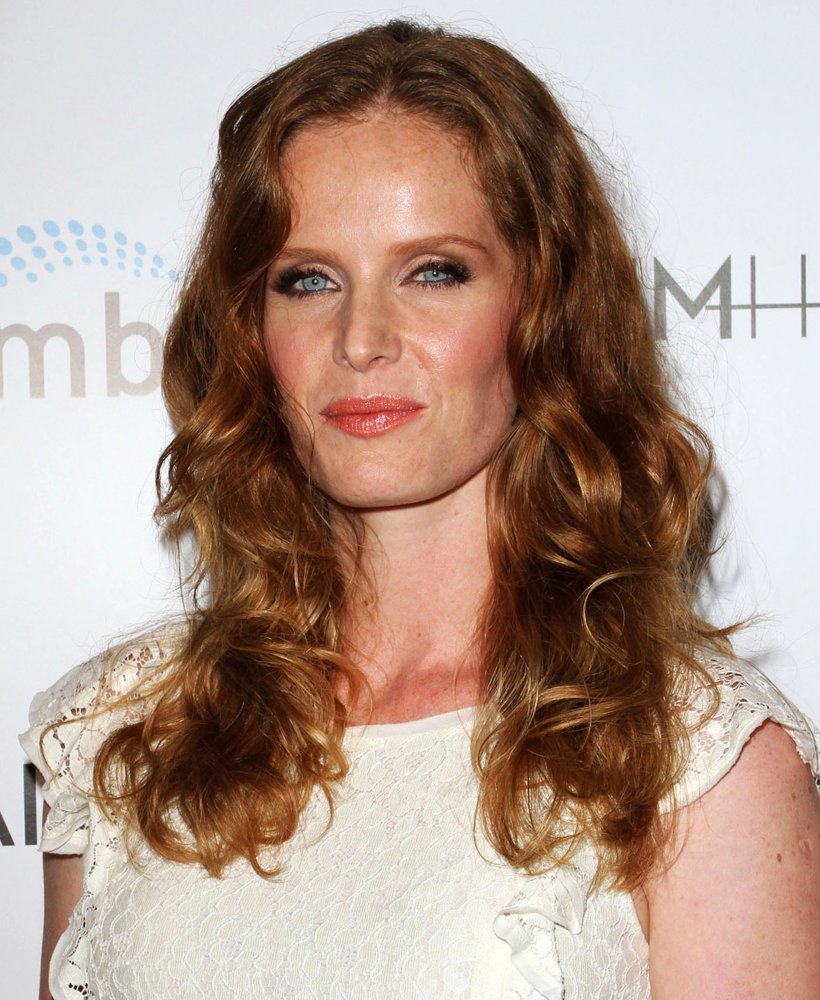 Rebecca Mader Net Worth