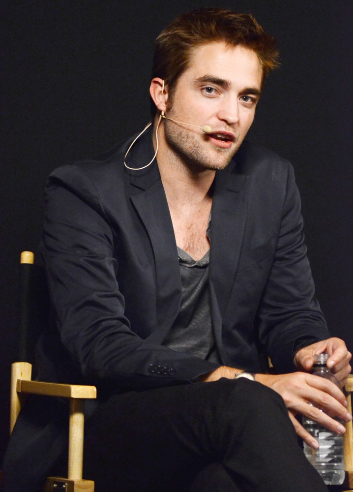 Robert Pattinson