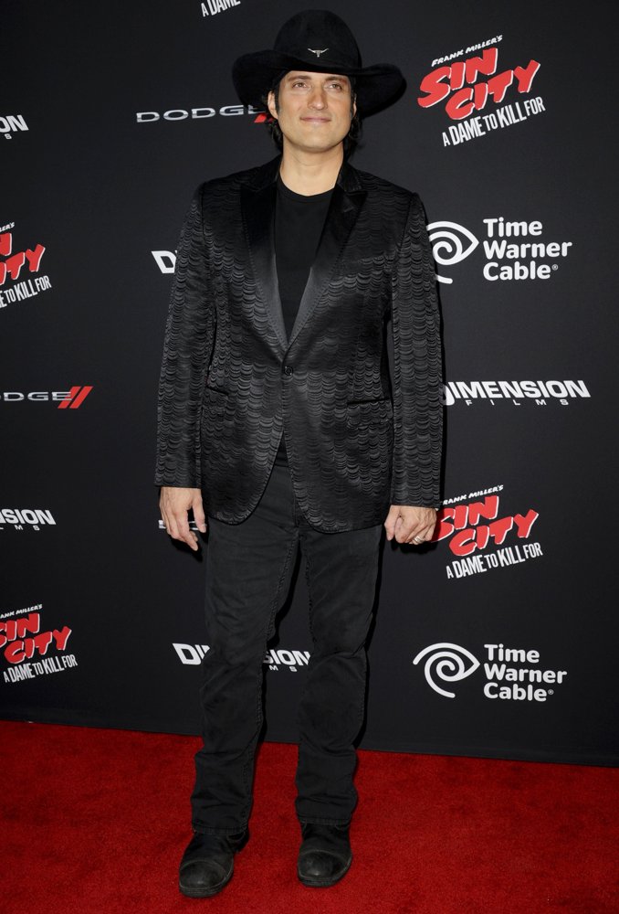 robert rodriguez size chart robert rodriguez picture 56 los angeles premiere of sin robert rodriguez size chart robert rodriguez picture 56 los angeles premiere of sin