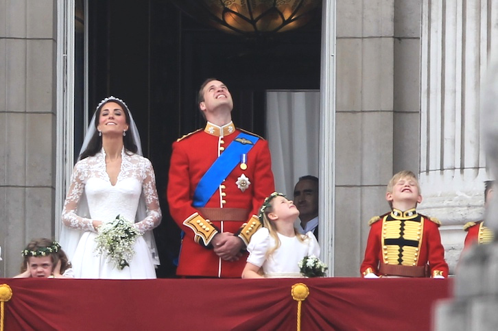 Prince+william+and+kate+middleton+wedding+balcony