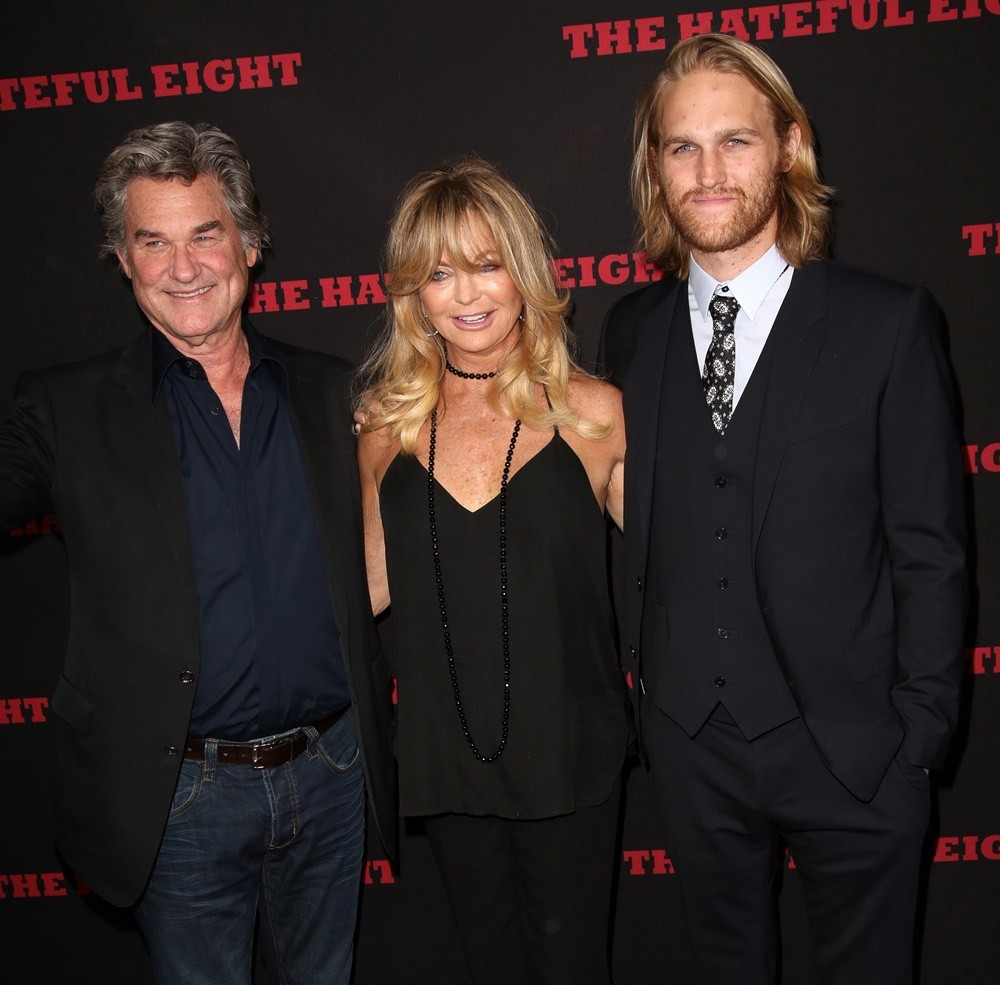jennifer jason leigh ft kurt russell goldie hawn picture 47 premiere of the weinstein company jennifer jason leigh ft kurt russell goldie hawn picture 47 premiere of the weinstein company